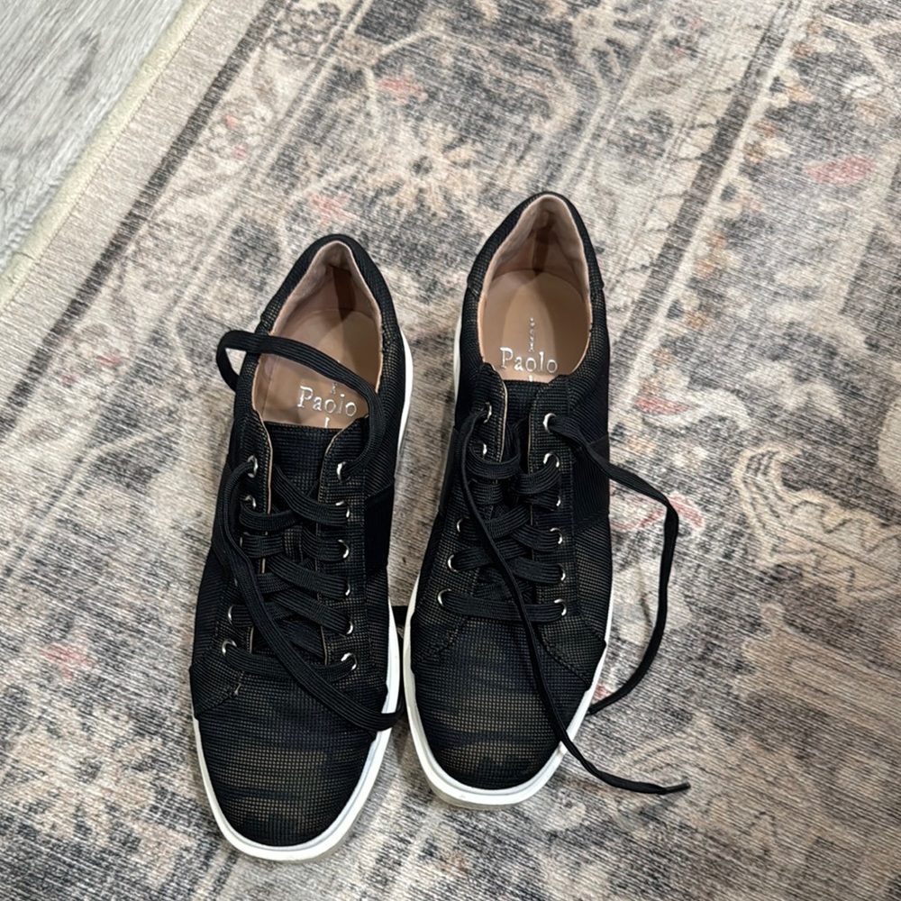 Paolo Textured Black Sneakers with White Soles